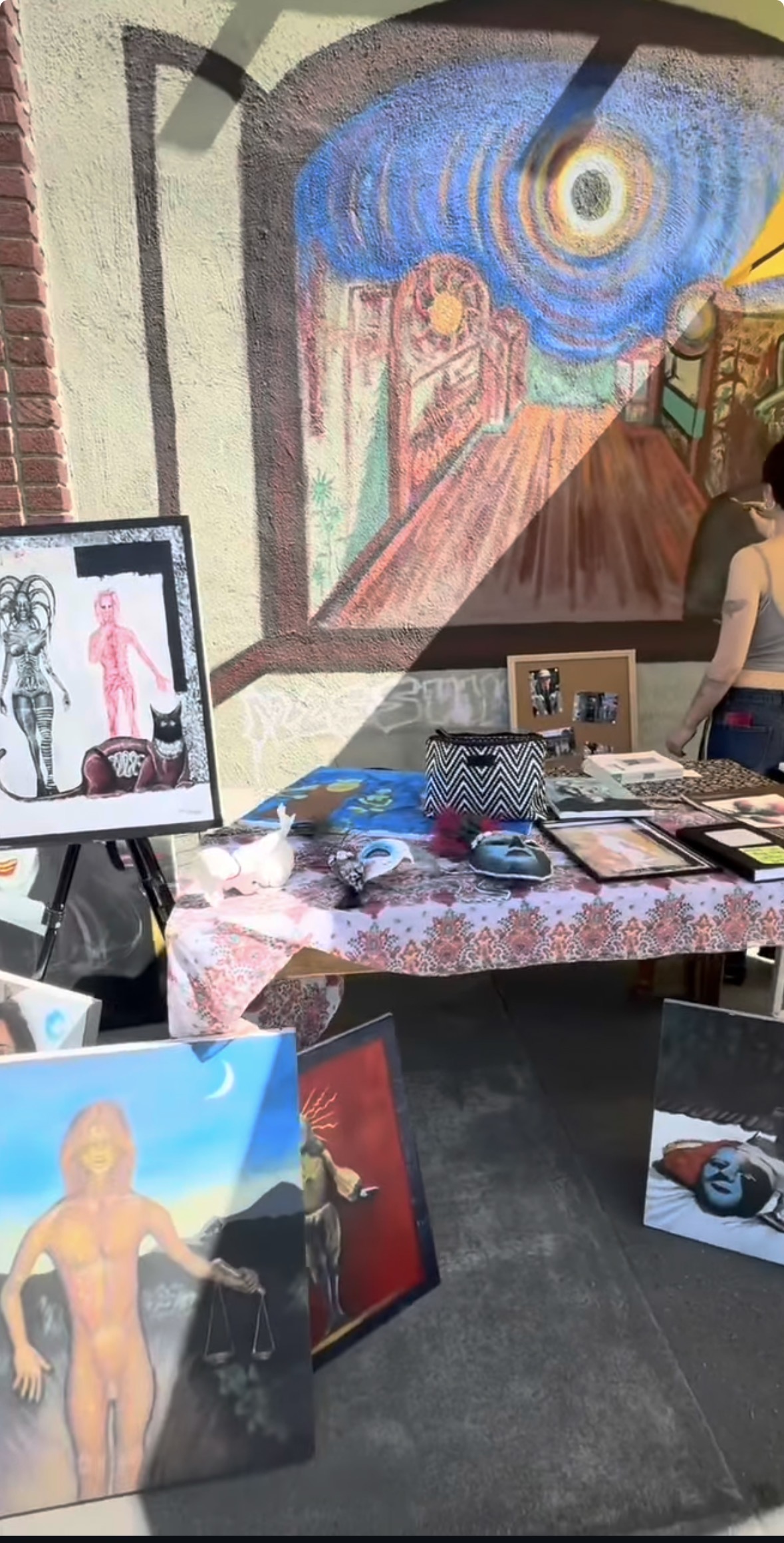 Outdoor art display
